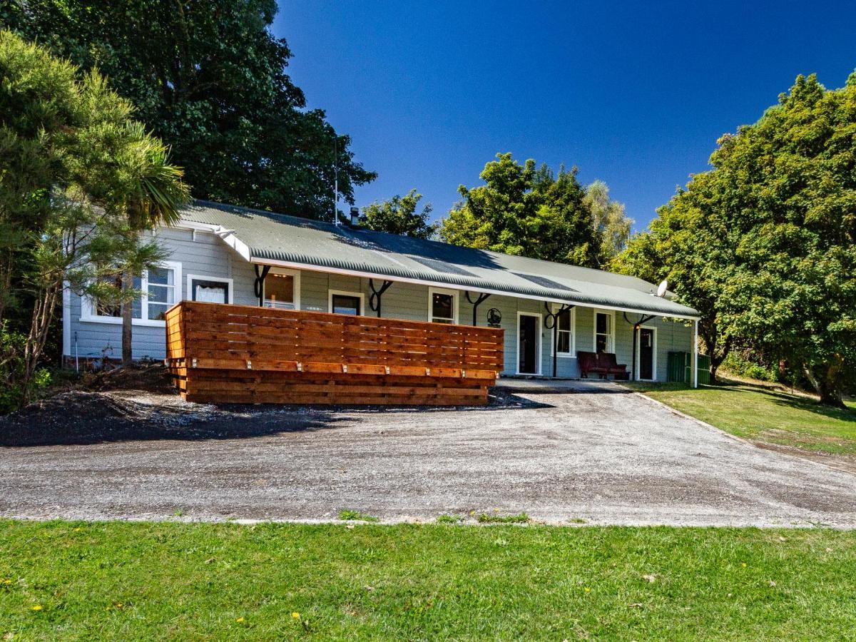 The Station - Ohakune Holiday Home Esterno foto